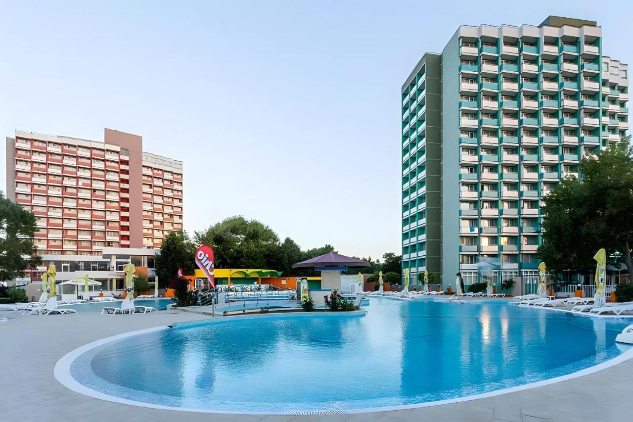 Hotel Aquapark Balada Saturn Mangalia Kültér fotó