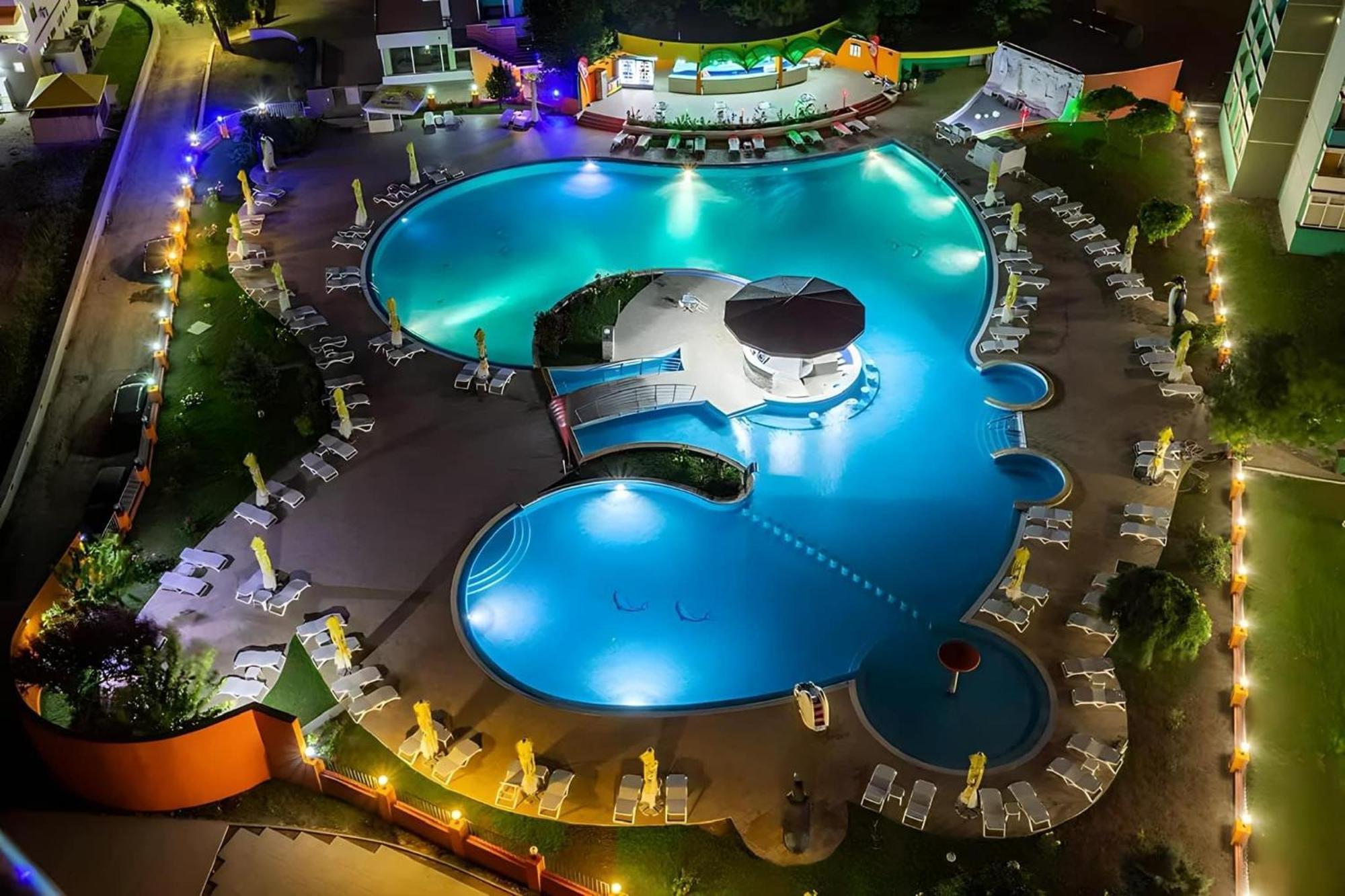 Hotel Aquapark Balada Saturn Mangalia Kültér fotó